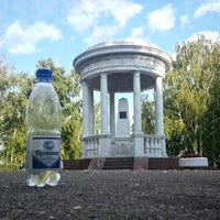 Photo taken at Беседка Гончарова by dimanets on 8/13/2014