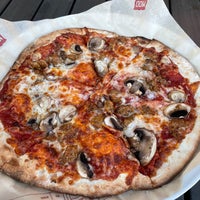 6/16/2021にJimmy C.がMod Pizzaで撮った写真