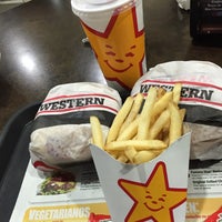 Photo taken at Carl&amp;#39;s Jr. by Mich C. on 1/16/2016