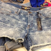 Lucky Brand - Clothing Store