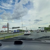 Photo taken at AU Acceso Oeste (Autopista del Oeste) by Laura C. on 1/12/2023