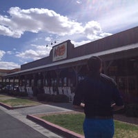 Photo taken at Cracker Barrel Old Country Store by Yeca on 4/13/2013