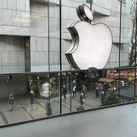 Photo taken at Apple Rosenstraße by Niels M. on 12/21/2022