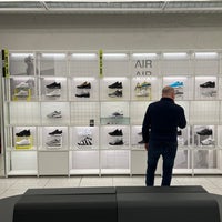 Lief dreigen vruchten Nike Store - Les Halles - 3 tips from 856 visitors