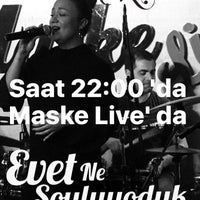 รูปภาพถ่ายที่ Maske Live โดย Görkem K. เมื่อ 11/9/2016