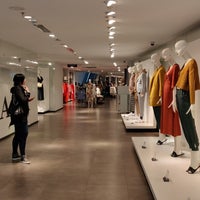 Zara Negozio Di Abbigliamento In Merano