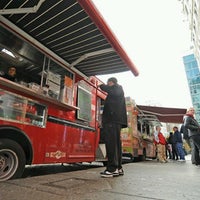 Photo taken at NBC New York Food Truck by Mi&amp;#39;ink D. on 11/25/2012