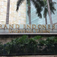 Review Grand Indonesia Shopping Town