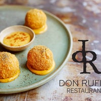 7/7/2016 tarihinde Restaurante Don Rufinoziyaretçi tarafından Restaurante Don Rufino'de çekilen fotoğraf
