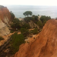 Foto scattata a Pine Cliffs Resort da AlexD il 9/28/2012
