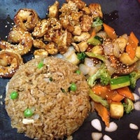 รูปภาพถ่ายที่ KATANA Hibachi Steak House &amp;amp; Sushi &amp;amp; Chinese Restaurant โดย Kimba13 เมื่อ 10/9/2012