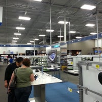 Photo taken at Best Buy by Nerdy D. on 4/30/2013