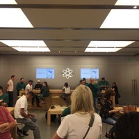 Photo taken at Apple Biltmore by Ash P. on 4/17/2018