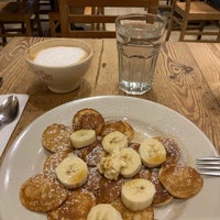 Photo taken at Le Pain Quotidien by Gerald G. on 6/21/2019