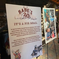 รูปภาพถ่ายที่ Babe&#39;s Bar-B-Que &amp; Brewhouse โดย billy o. เมื่อ 6/22/2022
