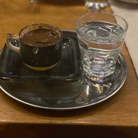 Foto tirada no(a) Glow Coffee por zahra em 4/1/2024