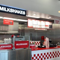 Photo taken at Five Guys by Buabbuab C. on 3/1/2022