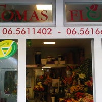 Photo taken at Tomas Flor by Giammarco D. on 10/11/2012