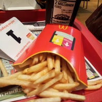 Photo taken at McDonald&amp;#39;s by Oliver T. on 4/11/2013