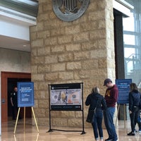 5/18/2019 tarihinde Corinneziyaretçi tarafından Federal Reserve Bank Of Minneapolis'de çekilen fotoğraf