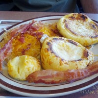 Photo taken at Denny&#39;s by Melissa T. on 11/29/2012