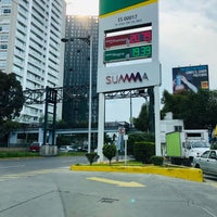 Photo taken at Gasolinería Hidrosina by Edgar B. on 9/1/2018