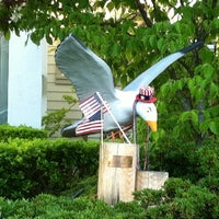 Photo taken at Ivar&amp;#39;s Seagull by Shannon R. on 7/6/2011