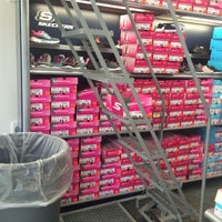 skechers store 07753