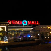 Das Foto wurde bei Senzo Mall von Mostafa A. am 1/10/2013 aufgenommen