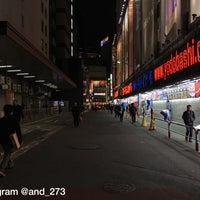 Photo taken at Shinjuku Highway Bus Terminal by 二七美 ‪. on 4/12/2016