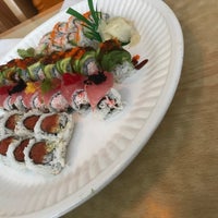 รูปภาพถ่ายที่ Tokyo Sushi โดย Brittany S. เมื่อ 9/1/2017