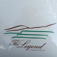 Foto tirada no(a) The Legend at Arrowhead Golf Club por Pat A. em 6/26/2016