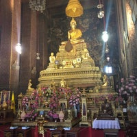 Photo taken at Wat Pho by Talat S. on 6/26/2016
