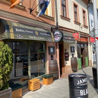 Foto diambil di The BLACK STUFF Irish Pub &amp;amp; Whisky Bar oleh Richard B. pada 4/30/2022