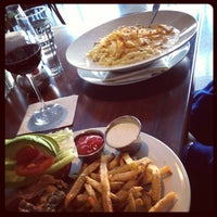รูปภาพถ่ายที่ Dine Restaurant โดย Jaclyn เมื่อ 2/24/2013