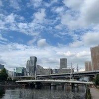 Photo taken at 浜路橋 by Koji on 10/7/2019