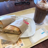 Photo taken at Doutor Coffee Shop by onaoppe on 2/27/2019