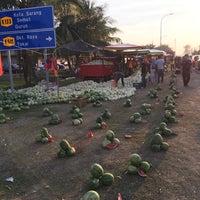 Kedai Buah Buahan Tempatan Pendang - Farmers Market