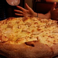 7/8/2013にTony G.がEngine House Pizzaで撮った写真