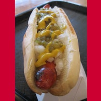 Photo prise au Pee Wee&amp;#39;s Famous Hot Dogs and Hamburgers par Pee Wee&amp;#39;s Famous Hot Dogs and Hamburgers le10/18/2013