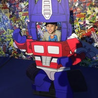 Photo taken at Transformers 30th Anniversary Exhibition SINGAPORE by Alisia E. on 12/9/2014