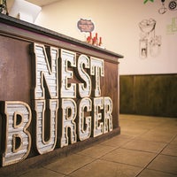 Снимок сделан в Nest Burger пользователем Nest Burger 2/22/2018