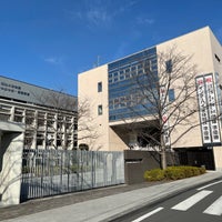 Photo taken at 明治大学付属 中野中学校・高等学校 by strollingfukuD on 2/26/2022