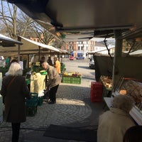 Photo taken at Zehlendorfer Wochenmarkt by Christopher v. on 3/29/2014