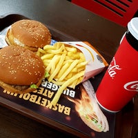 Photo taken at Burger King by Masoud S. on 5/17/2019
