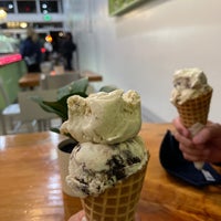 Photo taken at Hammond&amp;#39;s Gourmet Ice Cream by Michael C. on 12/29/2021