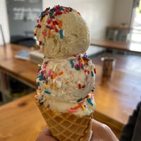 Photo taken at Hammond&amp;#39;s Gourmet Ice Cream by Michael C. on 4/4/2021