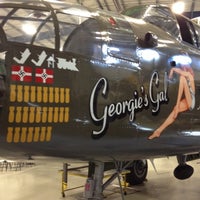 รูปภาพถ่ายที่ Liberty Aviation Museum โดย Larry เมื่อ 9/30/2012
