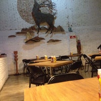 10/31/2013에 Diego R.님이 Smokey&amp;#39;s Burger House에서 찍은 사진