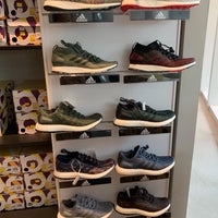 adidas outlet chinatown point